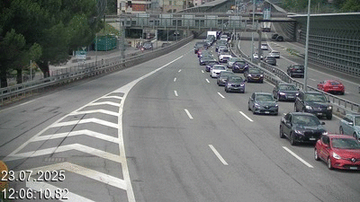 Webcam sur l'A2 en Suisse juste après le passage de la frontière italienne. Vue orientée vers Lugano