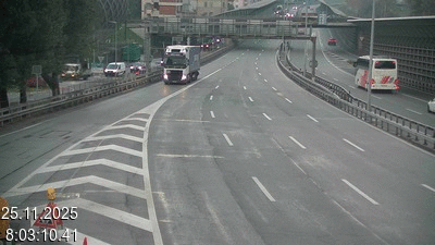 Webcam sur l'A2 en Suisse juste après le passage de la frontière italienne. Vue orientée vers Lugano