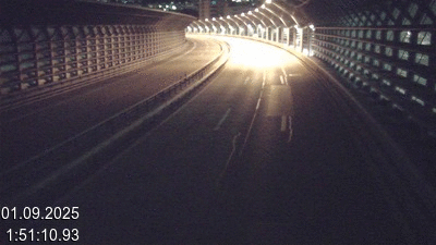 Webcam sur l'A2 en Suisse, à 1 kilomètre de la frontière avec l'Italie. Vue orientée vers Come