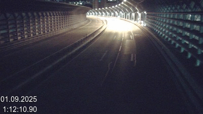 Webcam sur l'A2 en Suisse, à 1 kilomètre de la frontière avec l'Italie. Vue orientée vers Come