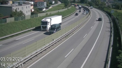 <h2>Caméra à hauteur de la station service de Coldrerio, avant Balerna. Vue orientée vers la frontière avec l'Italie se trouvant à 3 kilomètres.</h2>