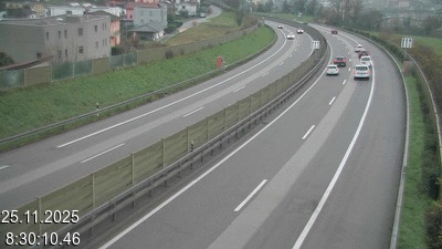 Caméra à hauteur de la station service de Coldrerio, avant Balerna. Vue orientée vers la frontière avec l'Italie se trouvant à 3 kilomètres.
