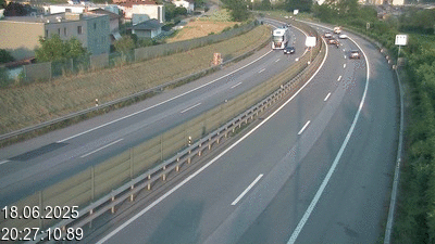Caméra à hauteur de la station service de Coldrerio, avant Balerna. Vue orientée vers la frontière avec l'Italie se trouvant à 3 kilomètres.