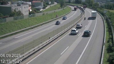 Caméra à hauteur de la station service de Coldrerio, avant Balerna. Vue orientée vers la frontière avec l'Italie se trouvant à 3 kilomètres.