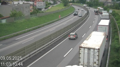 Caméra à hauteur de la station service de Coldrerio, avant Balerna. Vue orientée vers la frontière avec l'Italie se trouvant à 3 kilomètres.