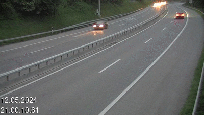 Webcam sur A2 en Suisse située après la sortie 52 Mendrisio. Vue orientée vers l'Italie