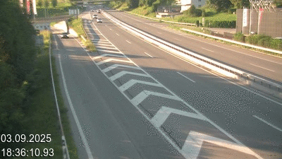 Webcam située à Mendrisio, à hauteur de la sortie 52 Varese. Vue orientée vers Lugano