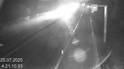 Webcam située à Quinto, avant Airolo et le Tunnel du Gothard. Vue orientée vers le nord