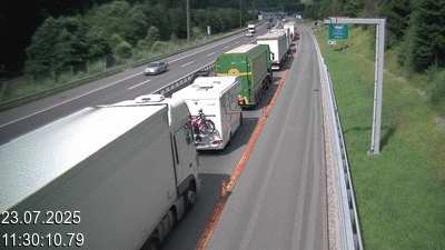 Webcam située à Quinto, avant Airolo et le Tunnel du Gothard. Vue orientée vers le nord