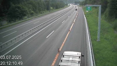 Webcam située à Quinto, avant Airolo et le Tunnel du Gothard. Vue orientée vers le nord