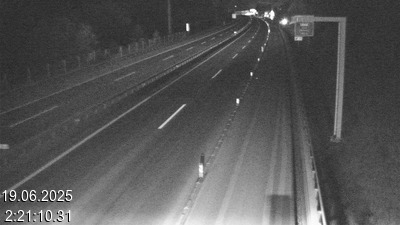 Webcam située à Quinto, avant Airolo et le Tunnel du Gothard. Vue orientée vers le nord