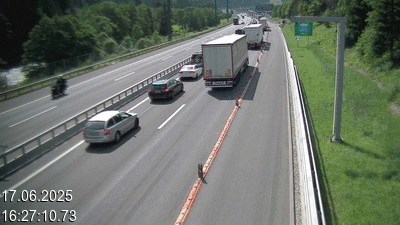 Webcam située à Quinto, avant Airolo et le Tunnel du Gothard. Vue orientée vers le nord
