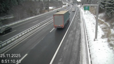 Webcam située à Quinto, avant Airolo et le Tunnel du Gothard. Vue orientée vers le nord