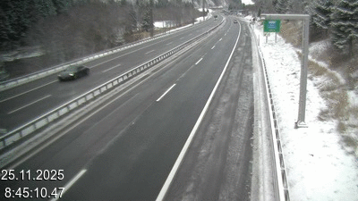 Webcam située à Quinto, avant Airolo et le Tunnel du Gothard. Vue orientée vers le nord