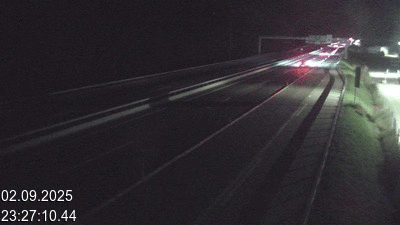 Webcam à 500 mètres de la station service San Gottardo Sud (Stalvedro) avant le tunnel du Gothard à Airolo sur l'autoroute A2 en Suisse en direction de Bâle