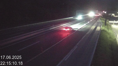 Webcam à 500 mètres de la station service San Gottardo Sud (Stalvedro) avant le tunnel du Gothard à Airolo sur l'autoroute A2 en Suisse en direction de Bâle