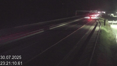 Webcam à 500 mètres de la station service San Gottardo Sud (Stalvedro) avant le tunnel du Gothard à Airolo sur l'autoroute A2 en Suisse en direction de Bâle