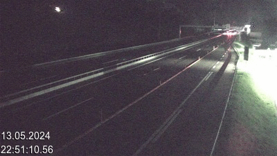 Webcam à 500 mètres de la station service San Gottardo Sud (Stalvedro) avant le tunnel du Gothard à Airolo sur l'autoroute A2 en Suisse en direction de Bâle