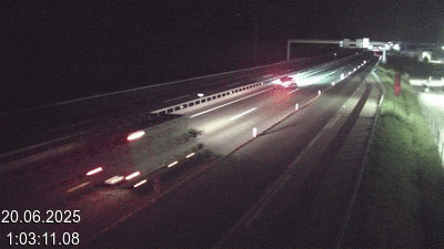 Webcam à 500 mètres de la station service San Gottardo Sud (Stalvedro) avant le tunnel du Gothard à Airolo sur l'autoroute A2 en Suisse en direction de Bâle