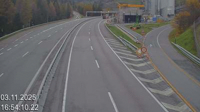 Webcam tunnel du Gothard - Autoroute A2 - Airolo-Nord, avant le Tunnel du Gothard - BK 107