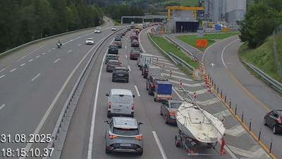 Webcam tunnel du Gothard - Autoroute A2 - Airolo-Nord, avant le Tunnel du Gothard - BK 107
