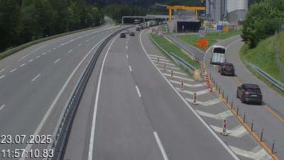 Webcam tunnel du Gothard - Autoroute A2 - Airolo-Nord, avant le Tunnel du Gothard - BK 107