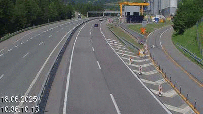 Webcam tunnel du Gothard - Autoroute A2 - Airolo-Nord, avant le Tunnel du Gothard - BK 107