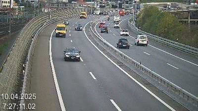 Webcam sur l'A2 en Suisse à Melide, au sud de Lugano. Vue orientée vers Como et Milan