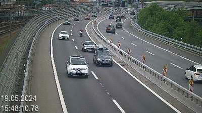 Webcam sur l'A2 en Suisse à Melide, au sud de Lugano. Vue orientée vers Como et Milan