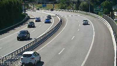 <h2>Webcam sur l'A2 en Suisse au sud de Lugano, à l'entrée du tunnel San Salvatore (Galleria Grancia). Vue orientée vers Como et Milan</h2>