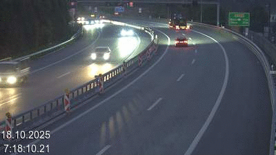 Webcam sur l'A2 en Suisse au sud de Lugano, à l'entrée du tunnel San Salvatore (Galleria Grancia). Vue orientée vers Como et Milan