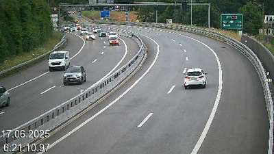 Webcam sur l'A2 en Suisse au sud de Lugano, à l'entrée du tunnel San Salvatore (Galleria Grancia). Vue orientée vers Como et Milan