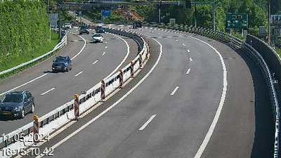 Webcam sur l'A2 en Suisse au sud de Lugano, à l'entrée du tunnel San Salvatore (Galleria Grancia). Vue orientée vers Como et Milan
