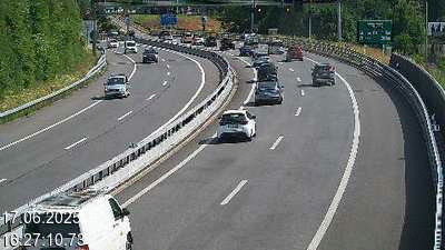 Webcam sur l'A2 en Suisse au sud de Lugano, à l'entrée du tunnel San Salvatore (Galleria Grancia). Vue orientée vers Como et Milan