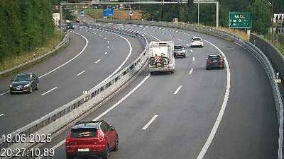 Webcam sur l'A2 en Suisse au sud de Lugano, à l'entrée du tunnel San Salvatore (Galleria Grancia). Vue orientée vers Como et Milan