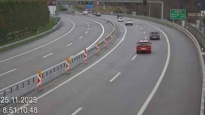 Webcam sur l'A2 en Suisse au sud de Lugano, à l'entrée du tunnel San Salvatore (Galleria Grancia). Vue orientée vers Como et Milan