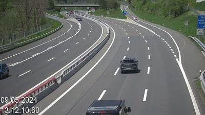 Live Traffic Webcam at QUINTO, 12 km from Gotthard tunnel